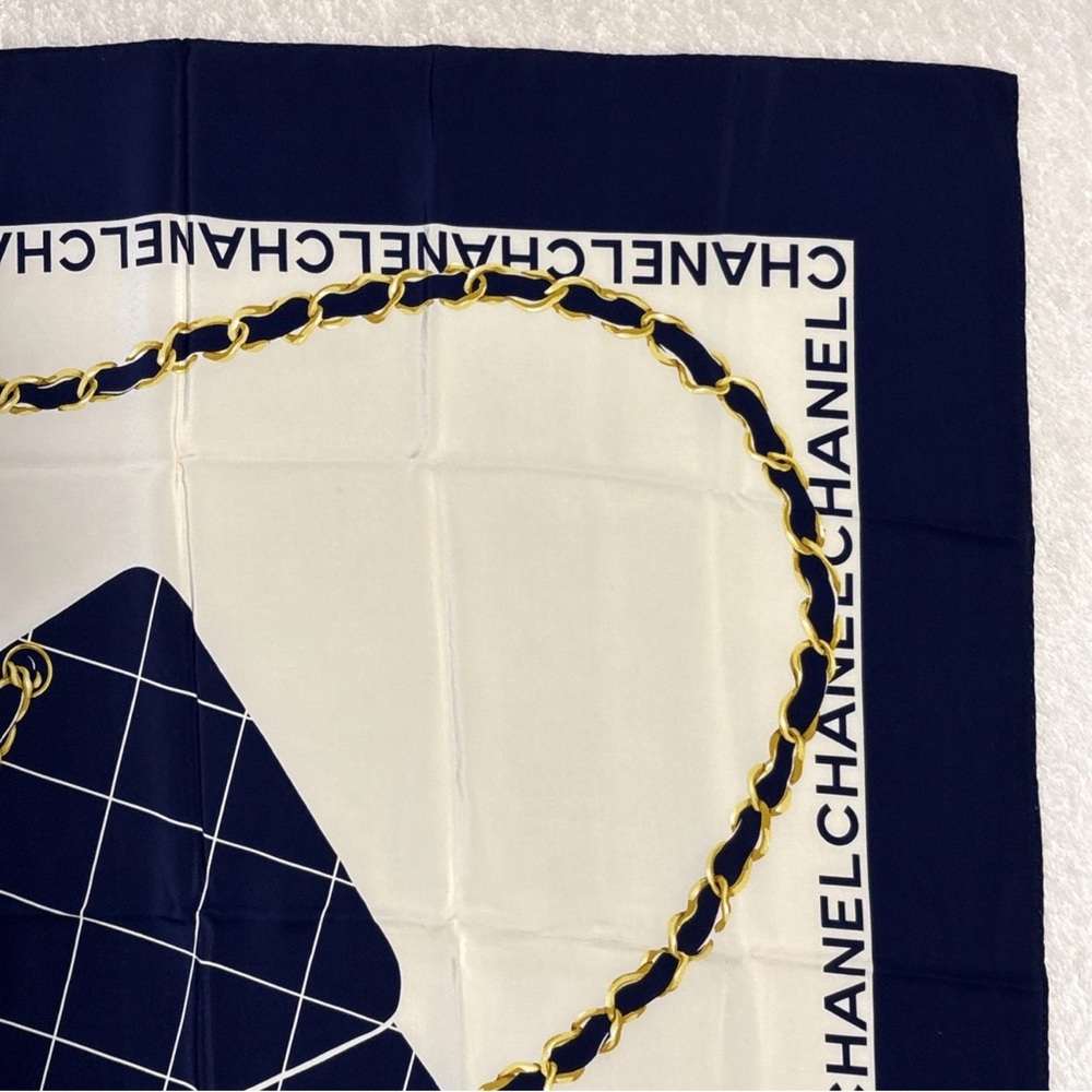 CHANEL Silk Scarf Gold Chain Matelasse Bag Logo Classic Elegant Italy - Picture 6 of 14